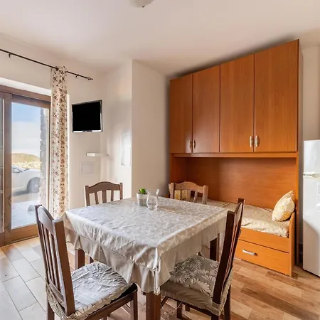 With Veranda And Private Parking * Castelsardo