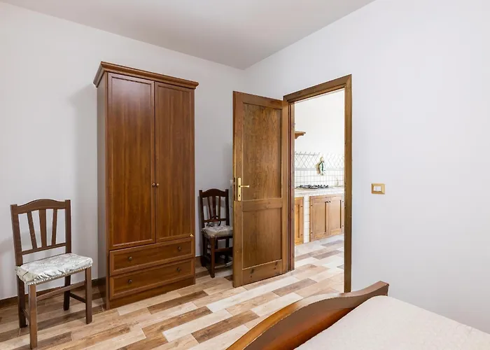 With Veranda And Private Parking Lejlighed Castelsardo